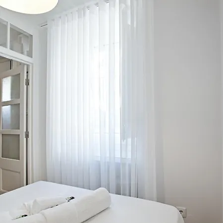 Bmyguest - Ambassador Boutique I Lizbona